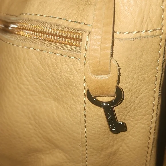 Fossil Crossbody Bag - Picture 8 of 12